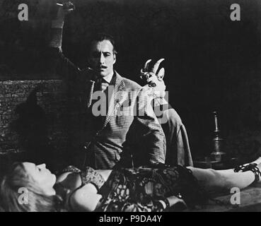 Curse of the Crimson Altar, alias: Der Crimson Cult, alias: Hexe des Grafen Dracula, Großbritannien 1968, Regie: Vernon Sewell, Darsteller: Christopher Lee, Virginia Wetherell Sterben Stockfoto