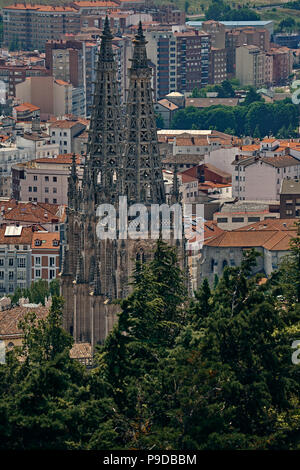 Allgemeine Ansicht der Stadt Burgos und seine Kathedrale von Turm der Burg. Kastilien und Leon, Spanien, Europa Stockfoto