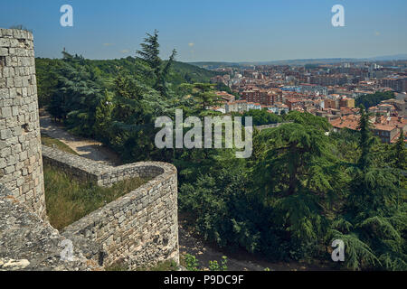 Allgemeine Ansicht der Stadt Burgos und seine Kathedrale von Turm der Burg. Kastilien und Leon, Spanien, Europa Stockfoto