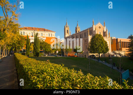 San Jerónimo el Real Kirche und Real Academia de la Lengua Española. Madrid, Spanien. Stockfoto