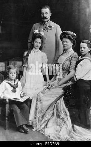 Erzherzog Franz Ferdinand von Österreich mit seiner Familie. Museum: private Sammlung. Stockfoto