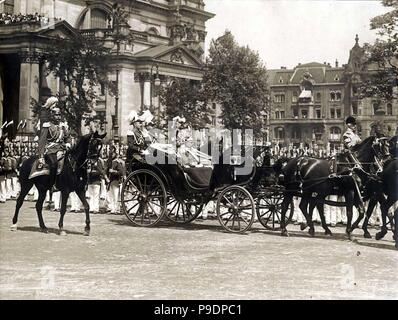 Zar Nikolaus II., Wilhelm II. und Herzog von Cumberland in Berlin am 24. Mai 1913. Museum: Staatliche Russische Film und Foto Archiv, Krasnogorsk. Stockfoto