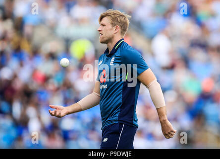 Englands David Willey während des dritten Royal London einen Tag international bei Emerald Headingley Leeds. Stockfoto