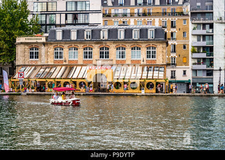 Die Rotunde de la Villette Ende des Bassin de la Villette in Paris, Frankreich Stockfoto