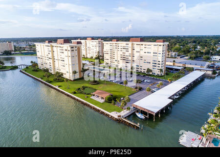 St. Saint Petersburg Florida, Madeira Beach, Sea Towers, Eigentumswohnungen Wohnapartments Gebäude Gebäude Gehäuse, Gebäude, Boca Ciega Bay Stockfoto