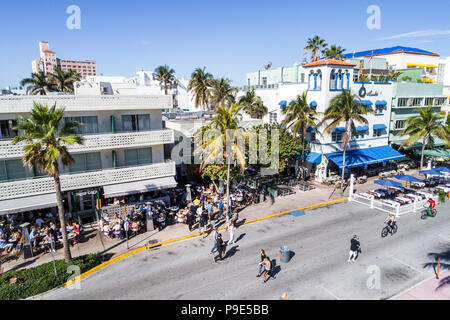 Miami Beach Florida, Ocean Drive, Shore-Park, Hotels, News Cafe Larios on the Beach, Restaurant Restaurants Essen Essen Essen Essen Essen Essen Essen Essen Stockfoto