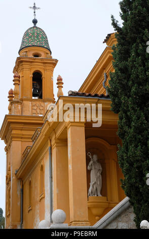 Nizza, Frankreich. Nahaufnahme der Glockenturm der Kapelle in Cimetiere du Chateau Stockfoto