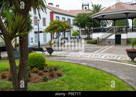 Die schönen Dorf Vila de Nordeste auf Sao Miguel, die größte Insel der Azoren Stockfoto