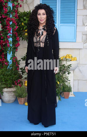 Apr 16, 2018 - Cher an 'Mamma Mia! Hier gehen wir wieder" - Weltpremiere, das Hammersmith Apollo in London, England, Großbritannien Stockfoto