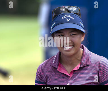 Sylvania, OH, USA. Am 15. Juli 2018. Brianna Sie lächelt mit Fans an Tag 4 der LPGA Marathon Klassiker in Sylvania, Ohio am 13. Juli 2018. Credit: Mark Bialek/ZUMA Draht/Alamy leben Nachrichten Stockfoto