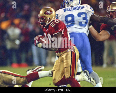 San Francisco, Kalifornien, USA. 14. Dez 1998. San Francisco 49ers gegen Detroit Lions auf Candlestick Park Montag, 14. Dezember 1998. 49ers schlagen Lions 35-13. San Francisco 49ers zurück laufen Garrison Hearst Credit: Al Golub/ZUMA Draht/Alamy leben Nachrichten Stockfoto