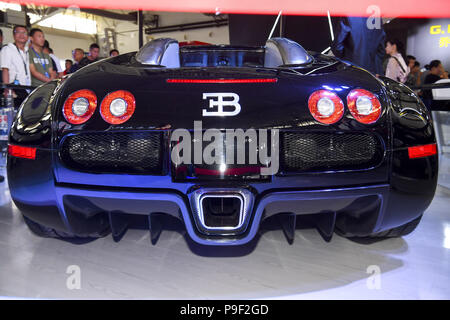 Changchun, Changchun, China. 18 Juli, 2018. Changchun, China - ein Bugatti Veyron Auto kann auf der 15. Auto Expo in Changchun in Changchun, im Nordosten Chinas in der Provinz Jilin. Credit: SIPA Asien/ZUMA Draht/Alamy leben Nachrichten Stockfoto