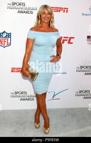 Los Angeles, Ca, USA. 17. Juli 2018. Nadia Comaneci an der 4. jährlichen Sport humanitären Auszeichnungen bei den Novo von Microsoft am 17. Juli 2018 in Los Angeles, Kalifornien. Quelle: David Edwards/Daily Celeb/Medien Punch/Alamy leben Nachrichten Stockfoto