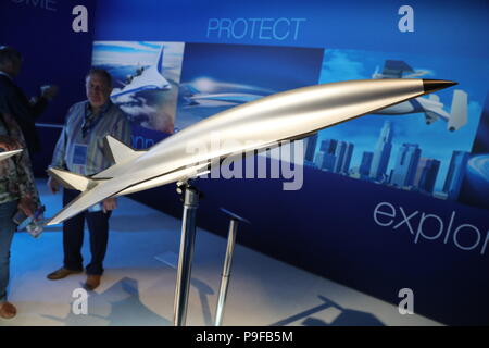Boeing zeigte auf der Farnborough International Airshow 2018 ein Modell ihres Hypersonic Concept Planes. Quelle: Uwe Deffner/Alamy Live News Stockfoto