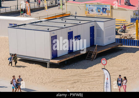 Die Polizei Station am Strand von Scheveningen, Den Haag, Niederlande Stockfoto