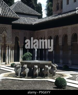 FUENTE DEL PATIO DE LOS LEONES DE LA ALHAMBRA DE GRANADA - SIGLO XIV. Ort: ALHAMBRA - PATIO DE LOS LEONES, Granada, Spanien. Stockfoto