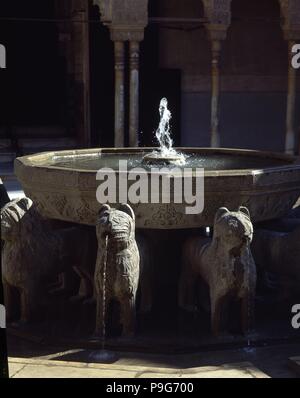 FUENTE DEL PATIO DE LOS LEONES DE LA ALHAMBRA DE GRANADA. Ort: ALHAMBRA - PATIO DE LOS LEONES, Granada, Spanien. Stockfoto