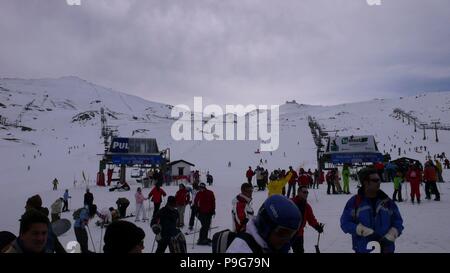 ESTACION DE ESQUI DE SIERRA NEVADA. Ort: Außen, Sierra Nevada, Granada, Spanien. Stockfoto