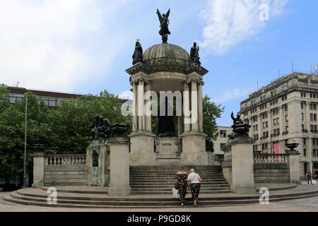 Queen Victoria Monument, Derby Square, Liverpool, Merseyside, England, Großbritannien Stockfoto