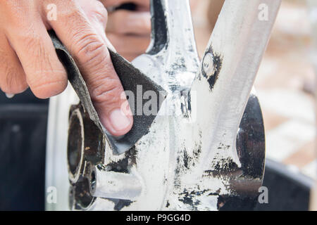 Poliert Legierung Motorrad neue Farben zu machen. Stockfoto