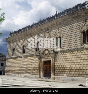 Außenansicht des herzoglichen Palast, zwischen 1492 und 1495 gebaut für die Herzöge von Medinacelli. Es s ... Stockfoto