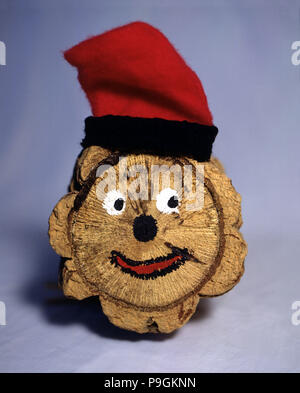 Tió de Nadal" (Weihnachten) mit BARRETINA (typisch katalanischen hat). Stockfoto