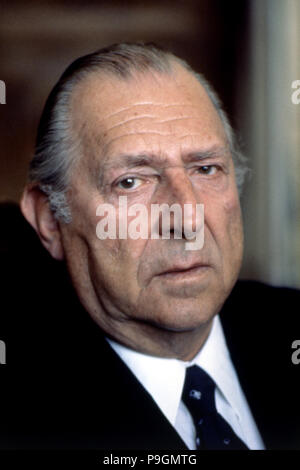 Juan de Borbón y Battenberg (1913 - 1993), Graf von Barcelona,?? Sohn von Alfonso XIII und Vater von J ... Stockfoto