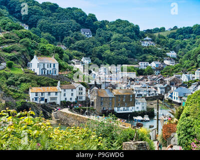 Vom 6. Juni 2018: Polperro, Cornwall, Großbritannien - eines der schönsten Dörfer in Cornwall. Stockfoto