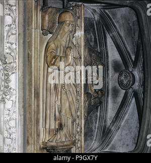 Grab in der Kirche von San Francisco de Palma de Mallorca mit Die liegende Statue von Ramon Llull… Stockfoto