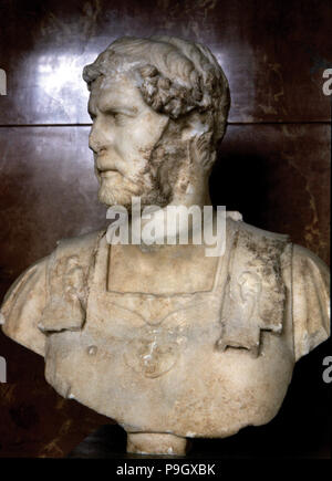 Büste von Hadrian (Publius Aelius Hadrianus) (76-138). Römische Kaiser. Büste gemacht 125 AD. Stockfoto