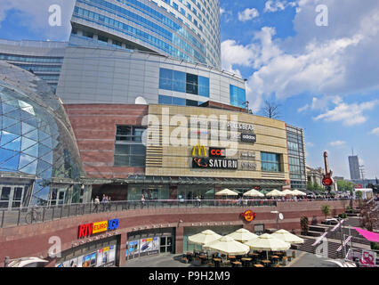 Zlote Tarasy Mall, Warschau, Polan Stockfoto