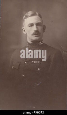 Jahrgang 192? Foto: Polizei Polizist Frank benannt. Kragen Nr. 173 Stockfoto