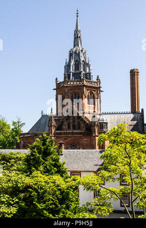 Die Türme des Mount Stuart, der Gotischen viktorianischen Herrenhaus auf der Isle of Bute. Portraitfotos Stockfoto