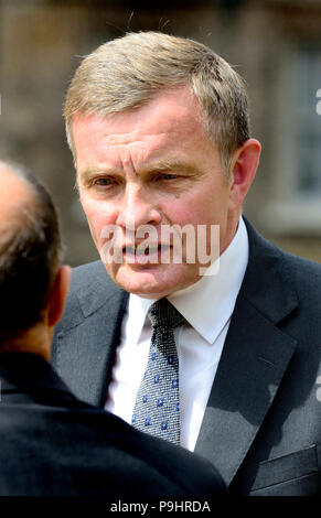 David Jones MP (Con: Clwyd West) auf dem College Green, Westminster, Juli 2018 Interview Stockfoto
