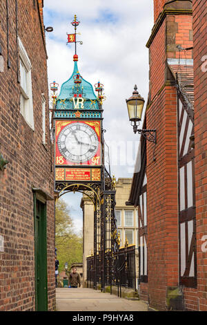 Eastgate, anlaesslich des Queen Victoria Diamond Jubilee, in der Stadt Chester, England, Vereinigtes Königreich. Stockfoto