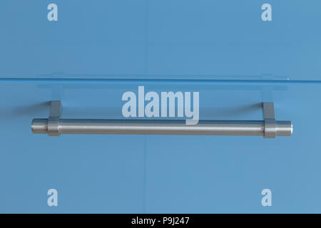 Küche Schrank Griff an Tür Stockfoto, Bild: 127286694 - Alamy