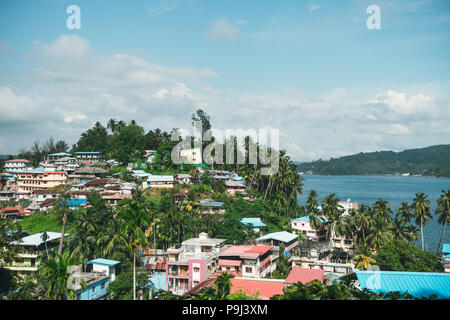 Indien Andamanen Inseln Port Blair. Alte Häuser dicht besiedelten Gebieten der Städte in Indien. Dichte Bauweise der asiatischen Städte. Stockfoto