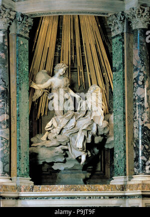 Die Ekstase der Heiligen Theresa", 1646, von Gian Lorenzo Bernini entworfen. Stockfoto