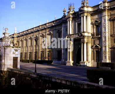 Royal Fabrik von Tabak, jetzt ist es der Universität von Sevilla, von Juan Wanderboch und José Vicente... Stockfoto