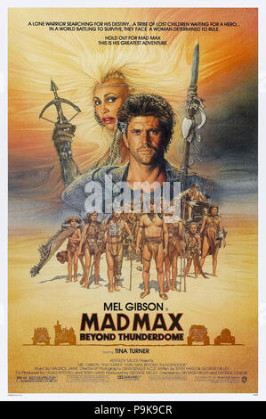 Mad Max Beyond Thunderdome (1985) unter der Regie von George Miller, George Ogilvie und Hauptdarsteller Mel Gibson, Tina Turner, Bruce Spence und Angelo Rossitto. Mad Max kehrt Tante Entität und ihre bartertown in post-apokalyptischen Australien zu Gesicht. Stockfoto