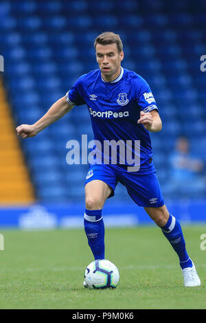 Bury, Lancashire, UK. 18 Juli, 2018. Vor der Saison freundlich, Bury v Everton; Seamus Coleman von Everton Credit: Aktuelles Bilder/Alamy leben Nachrichten Stockfoto