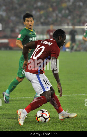 Beijin, Beijin, China. 19. Juli 2018. Peking, China - Peking Guo'an Footbal Team Niederlagen Henan Jianye 2-1 bei Chinese Super League 2018 in Beijing, China. Credit: SIPA Asien/ZUMA Draht/Alamy leben Nachrichten Stockfoto