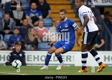 Bury, Lancashire, UK. 18 Juli, 2018. Kevin Mirallas von Everton während der Vor Saisonbeginn Freundschaftsspiel zwischen begraben und Everton an gigg Lane am 18. Juli 2018 in Manchester, England. Credit: PHC Images/Alamy leben Nachrichten Stockfoto