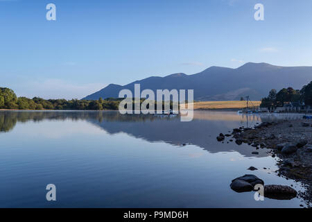 Derwentwater morgen, Keswick, Cumbria, den Lake District National Park, Großbritannien Stockfoto