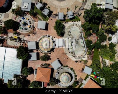 Parque Infantil y sus Juegos mecánicos. Vista aérea de la colonia Modelo de Hermosillo Foto: (NortePhoto/LuisGutierrez) ... Keywords: dji, Aérea, djimavic, mavicair, Luftbild, Luftaufnahmen, Paisaje Urbano, fotografia, Foto aérea Aérea, urbanístico, Urbano, urban, Plano, arquitectura, arquitectura, Diseño, Diseño arquitectónico, arquitectónico, Urbe, Ciudad, Kapital, Luz de Dia, dia Urbe, Ciudad, Hermosillo, urbane Landschaft, Landschaft urban Stockfoto