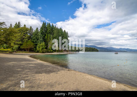 Bahia Mansa Bucht am Nahuel Huapi See - Villa La Angostura, Patagonien, Argentinien Stockfoto