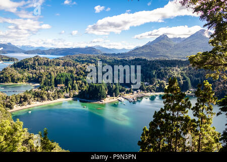 Bahia Mansa Aussichtspunkt an Arrayanes Nationalpark - Villa La Angostura, Patagonien, Argentinien Stockfoto