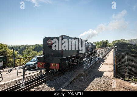Eine Garratt Dampflokomotive der Victoria Falls Brücke. Simbabwe Stockfoto