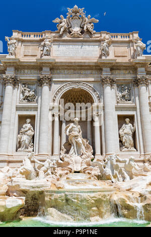 Eine Ansicht von Giuseppe Pannini der Trevi-Brunnen in Rom, Italien. Stockfoto
