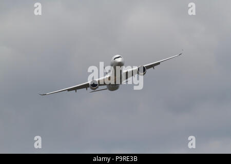 Airbus A350-1000 Anzeigen in Farnborough International Airshow 2018 Stockfoto